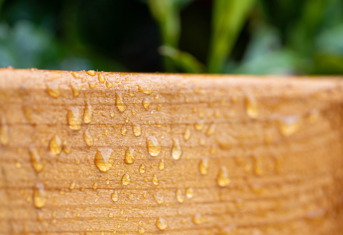 Self-flowing Treatment of Wood, Bamboo and Other Porous Materials
