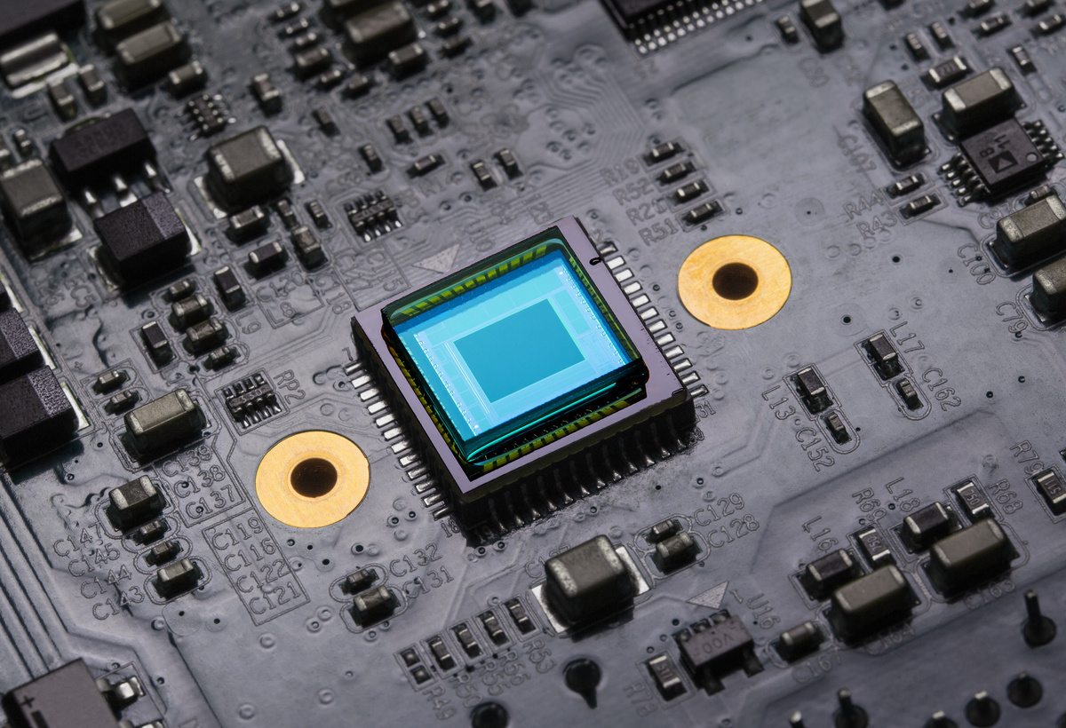 Multi-spectral Sensing Photodetector Chips
