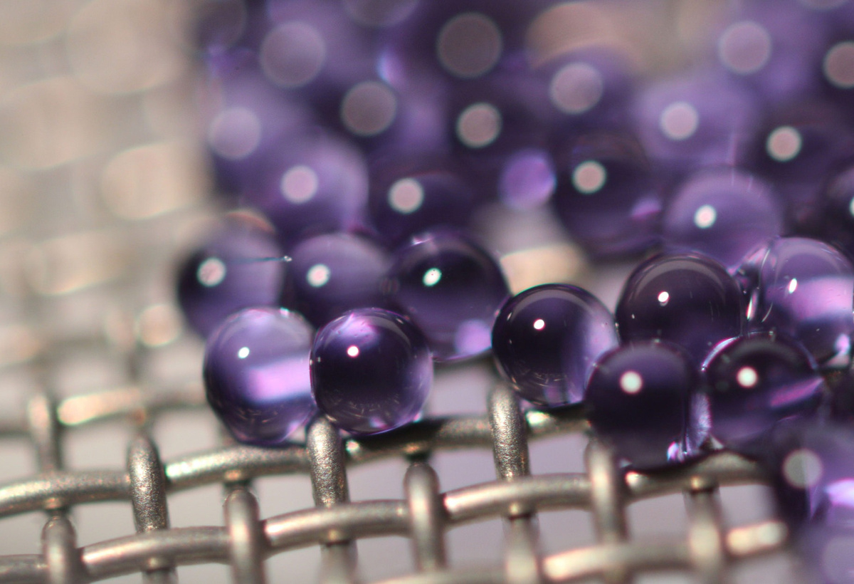 Aroma-loaded Microcapsules with Antibacterial Activity for Eco-friendly Textile Application